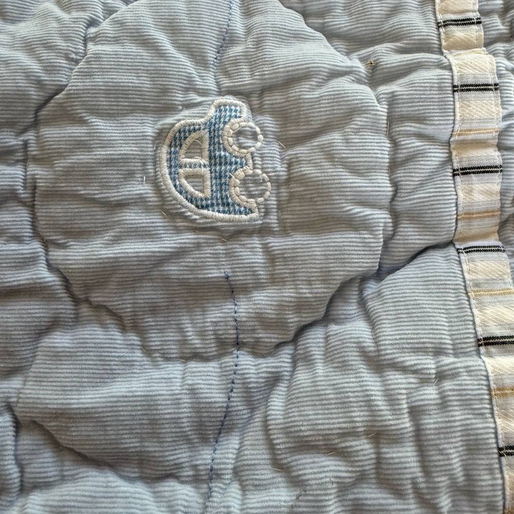 Pottery Barn Trucks and Cars Crib Blanket - Picture 2 of 4